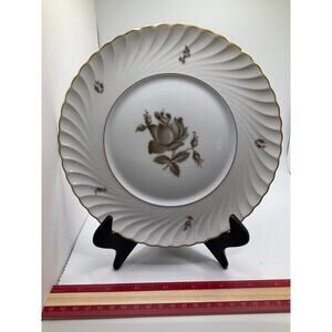 Vintage Königl. pr. Tettau Bavaria Salad Plate  8" Gold Trim Floral Konigl